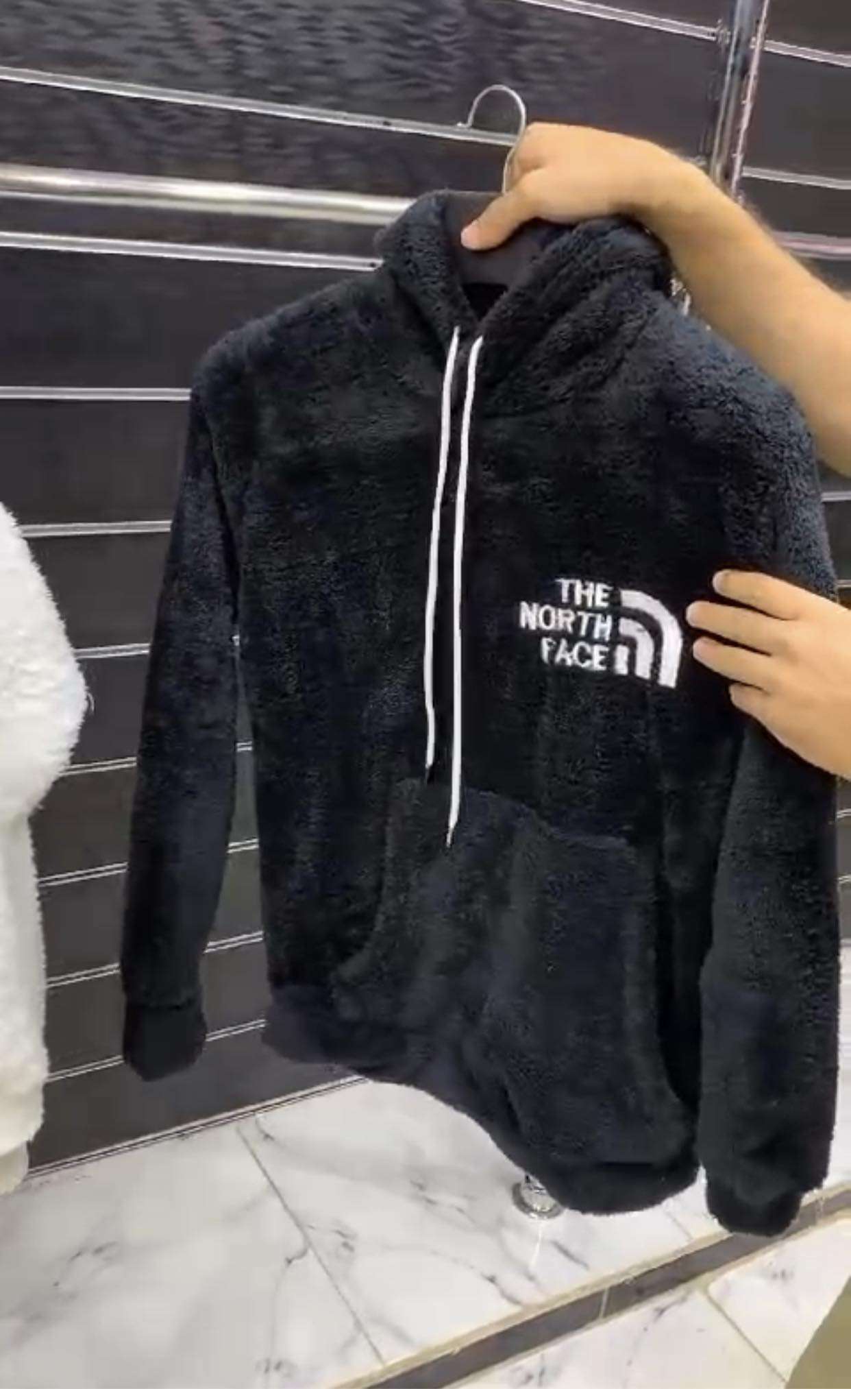 سويت شيرت فرو north face