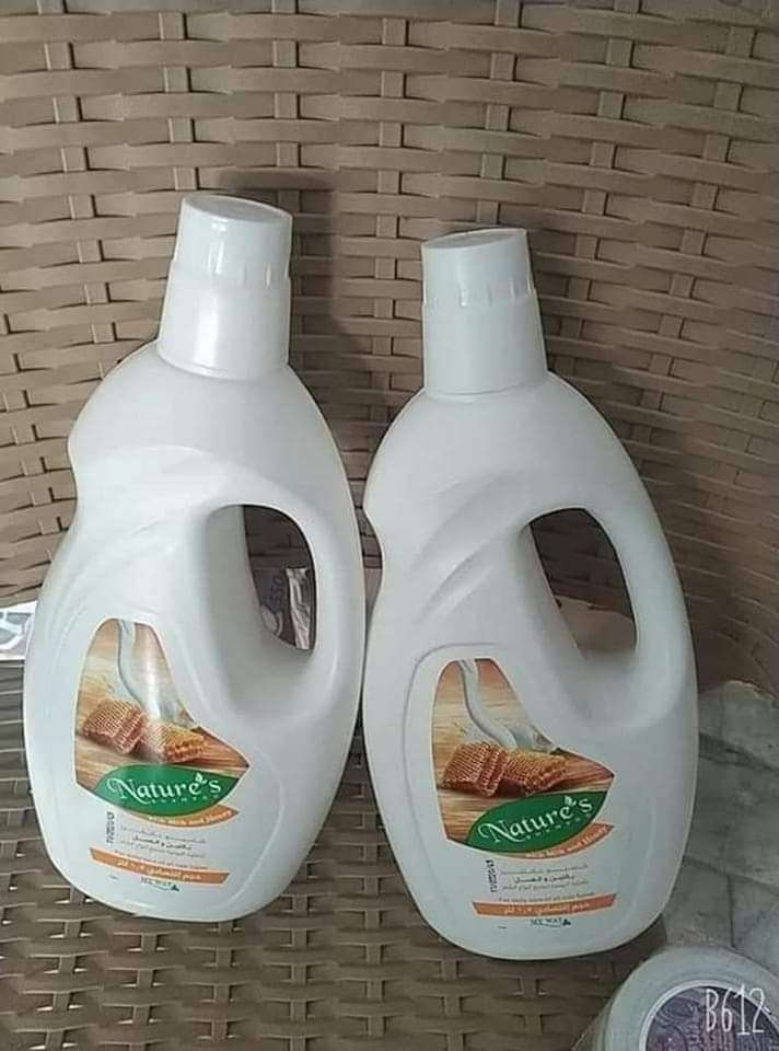 شامبو ناتشرز باللبن والعسل لتر ونص