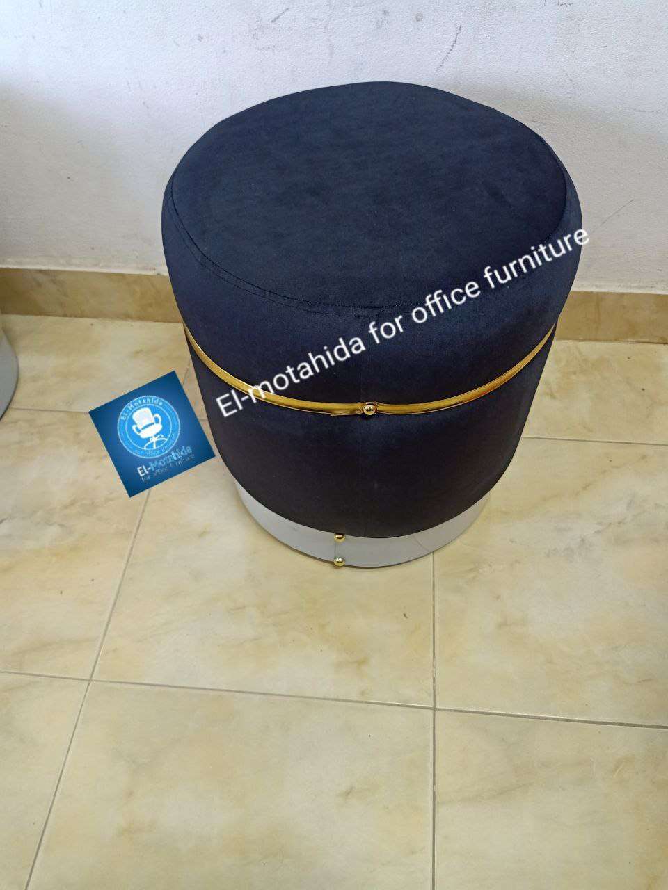 بوف قطيفه اسود