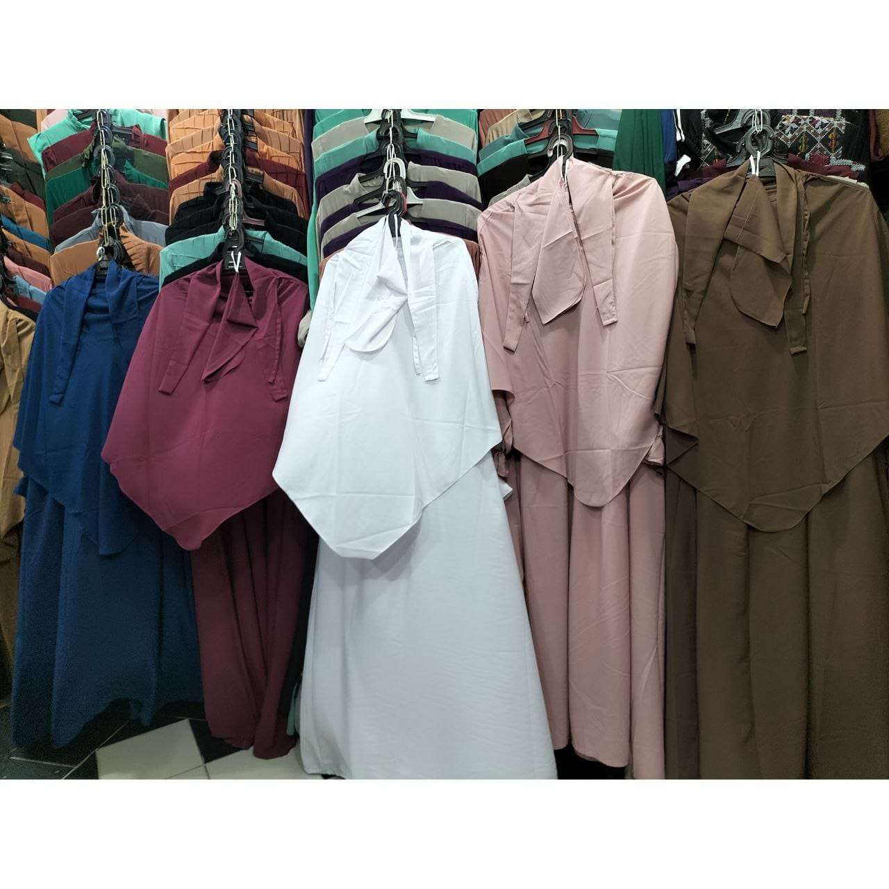 طقم عباية وخمار فرنسي