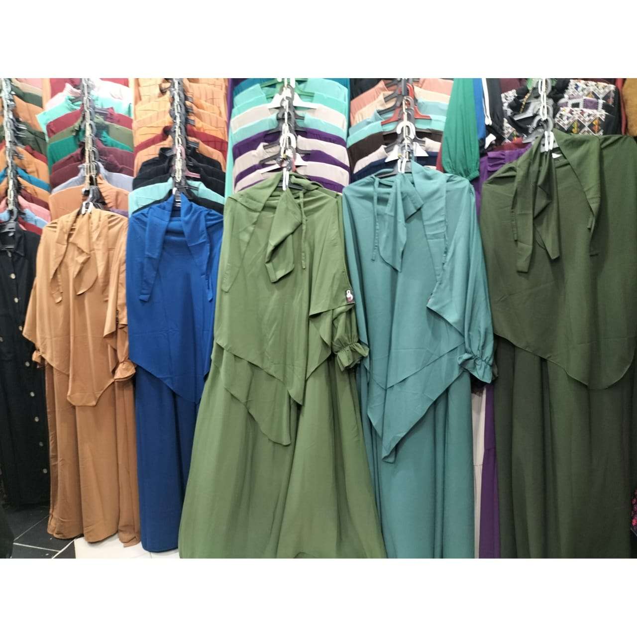 طقم عباية وخمار فرنسي