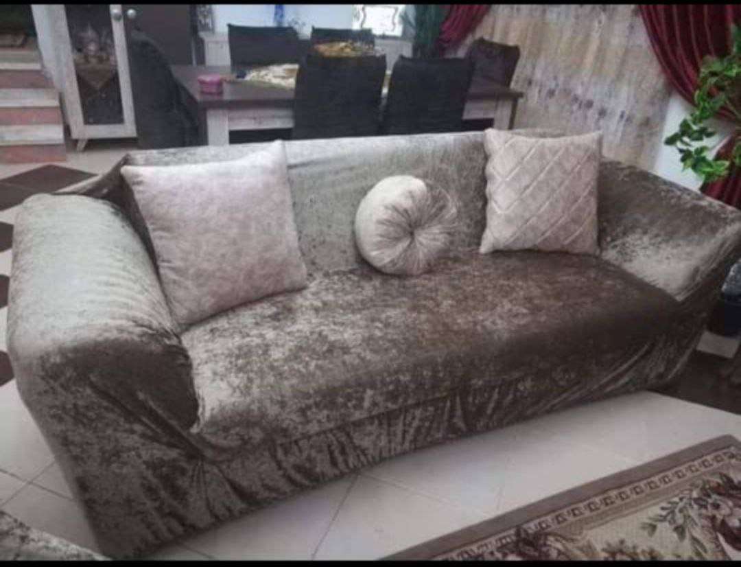 طقم انتريه و صالون قطيفه