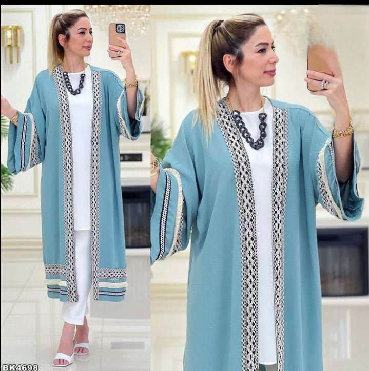 طقم نسائي