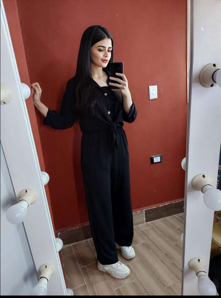 طقم نسائي
