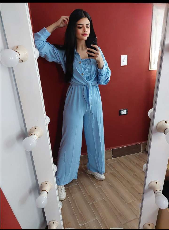 طقم نسائي