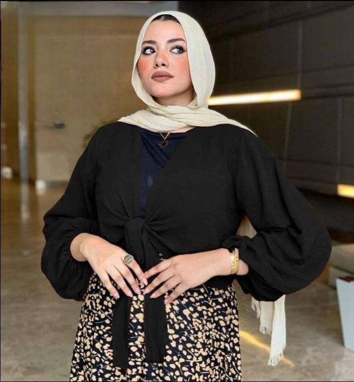 طقم نسائي