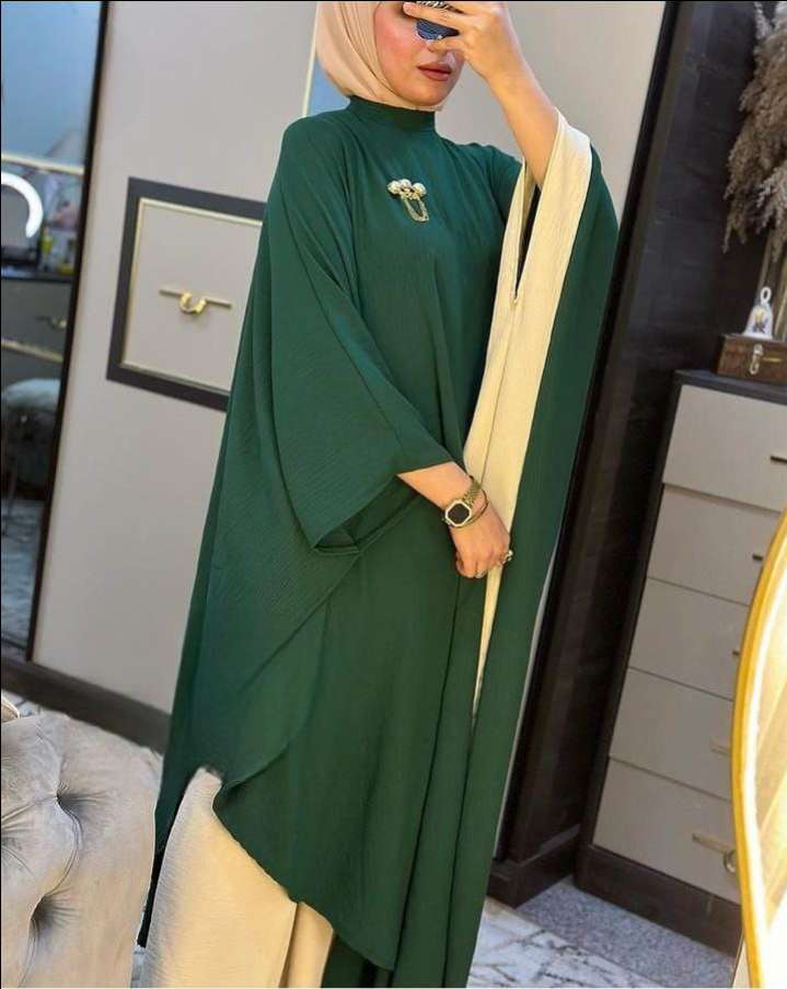 طقم نسائي
