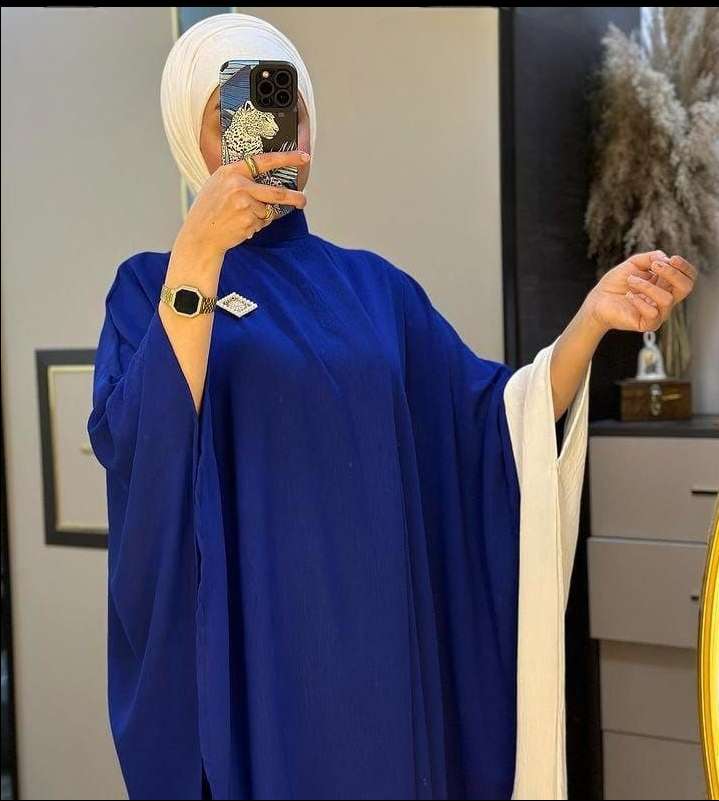 طقم نسائي