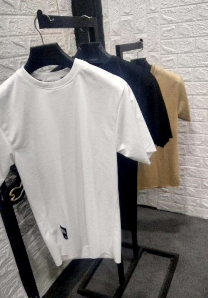تيشرت ع النسل zara