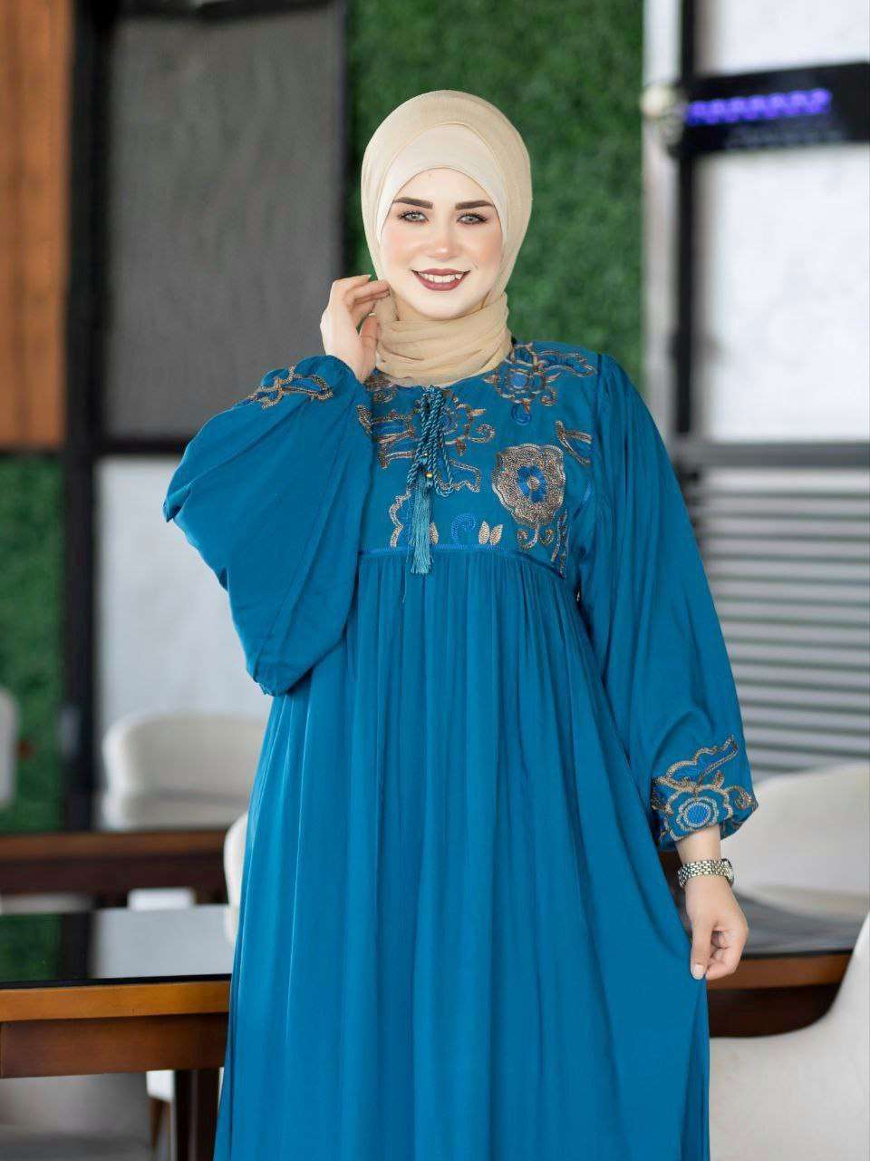 عبايه حريمي استقبال