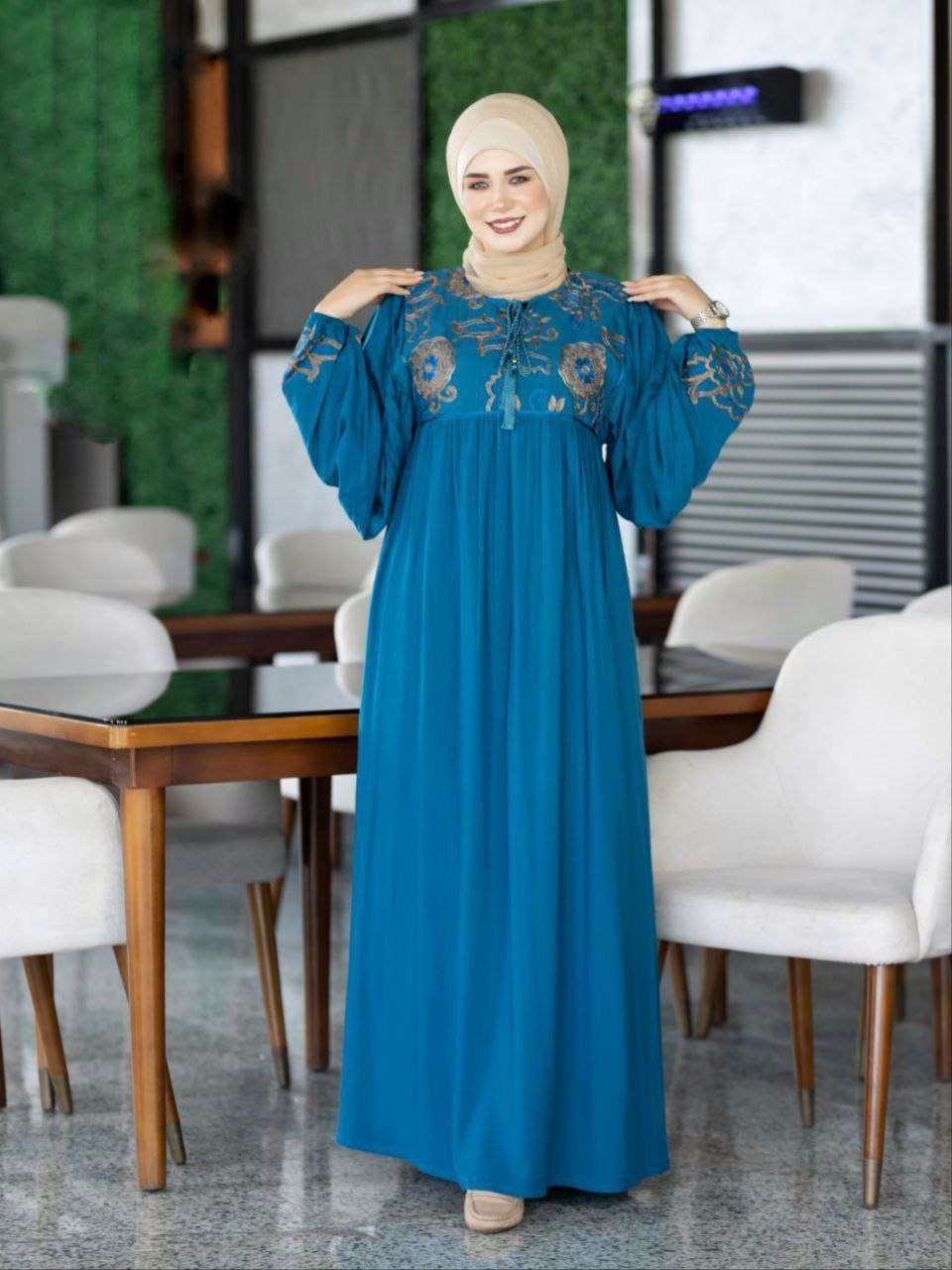 عبايه حريمي استقبال