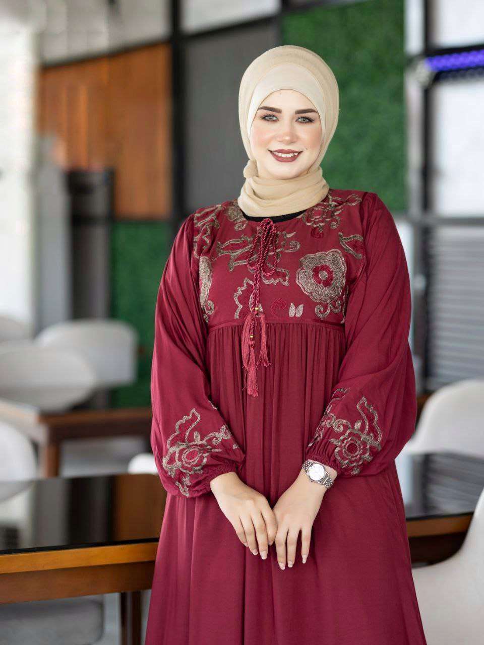 عبايه حريمي استقبال