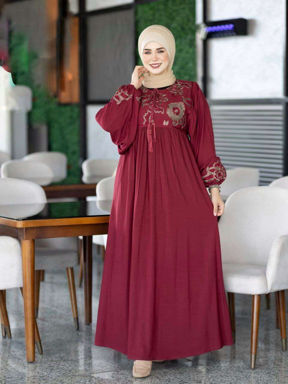 عبايه حريمي استقبال