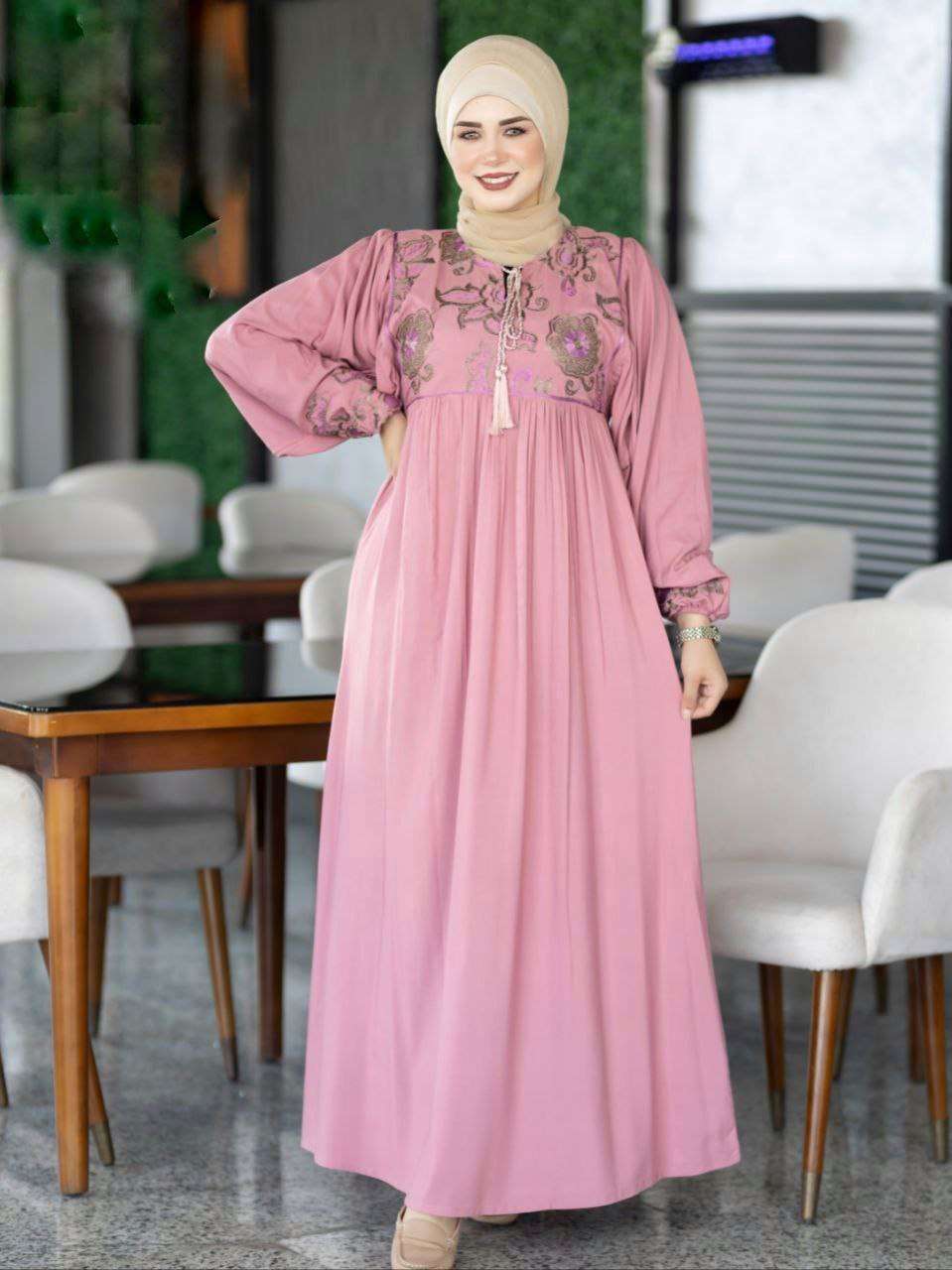 عبايه حريمي استقبال
