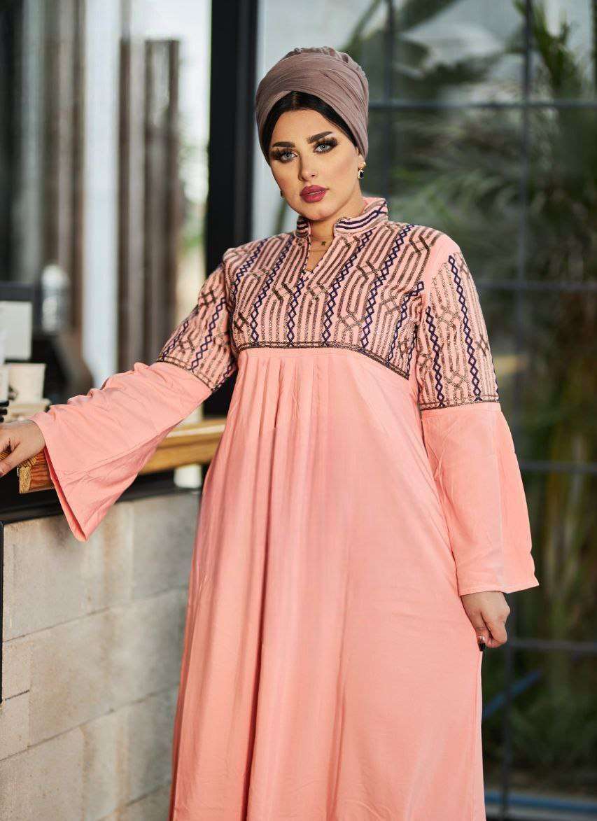 عبايه حريمي استقبال