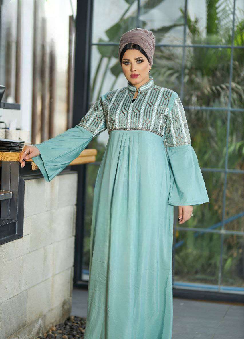 عبايه حريمي استقبال