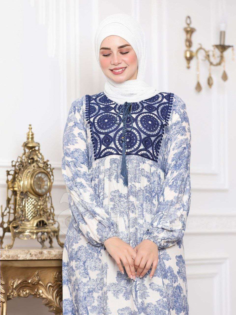 عبايه حريمي استقبال