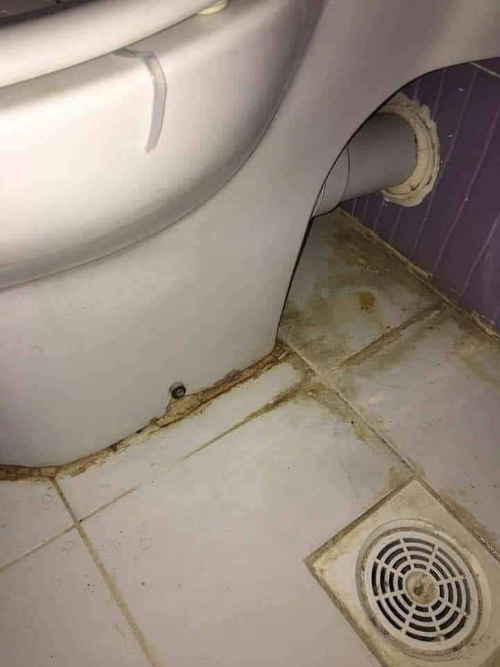 منظف الحمام