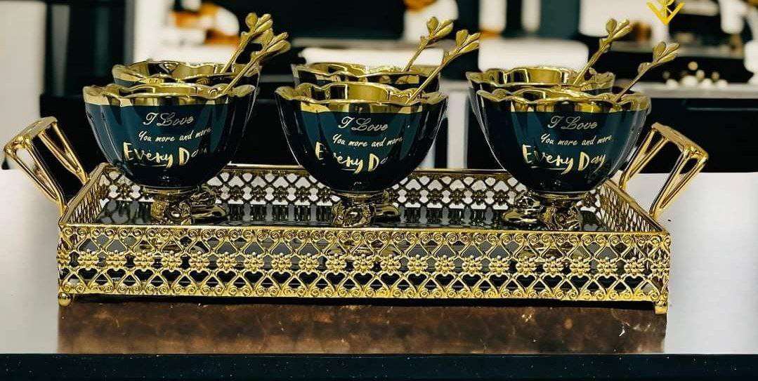 طقم جيلى مستورد بورسلين بشياله مدهل بماء الدهب