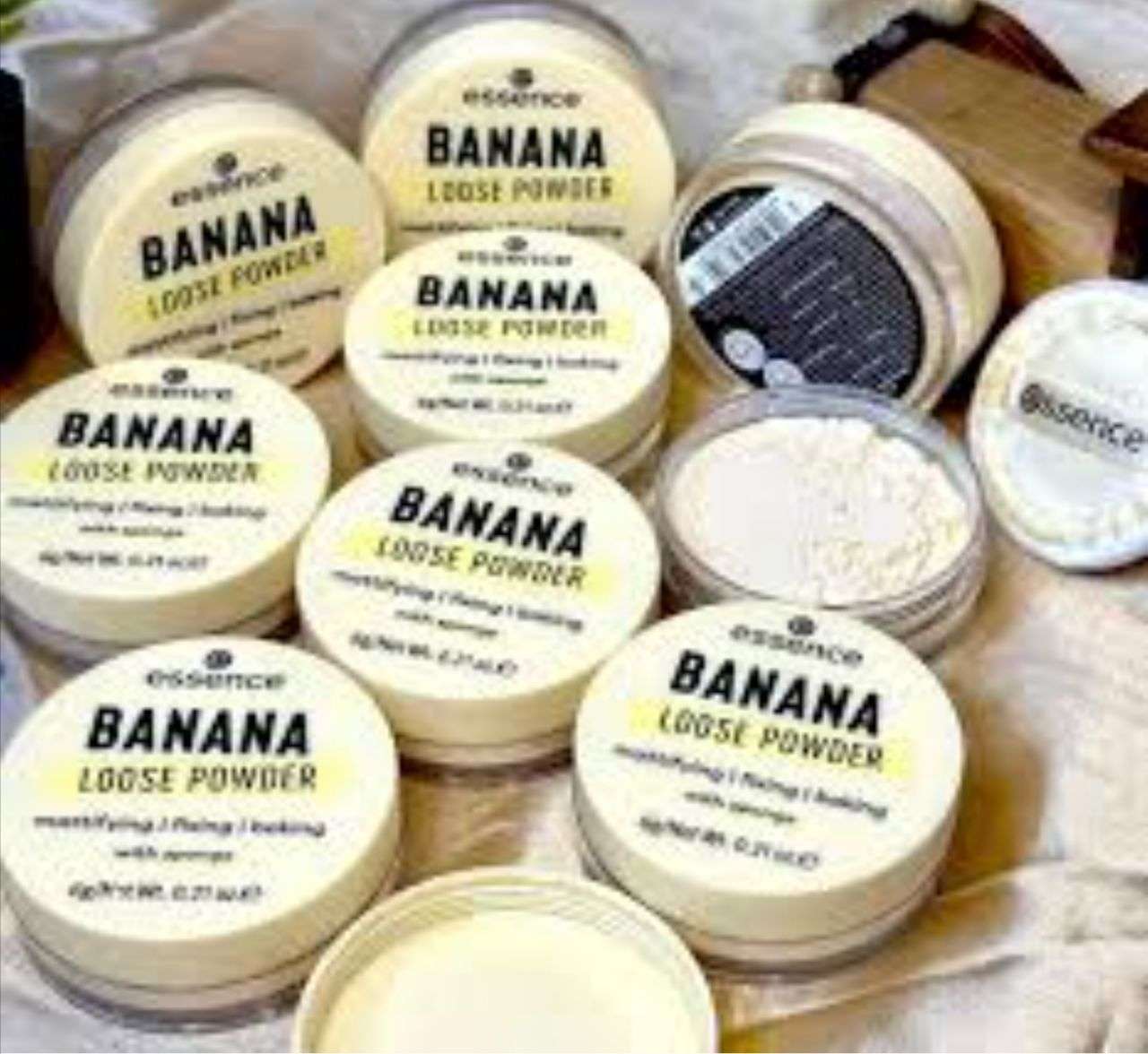 essence loose powder