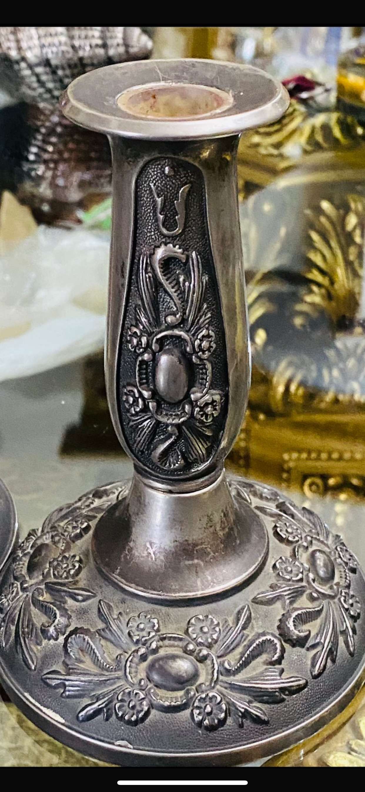 اتنين شمعدان توتيا