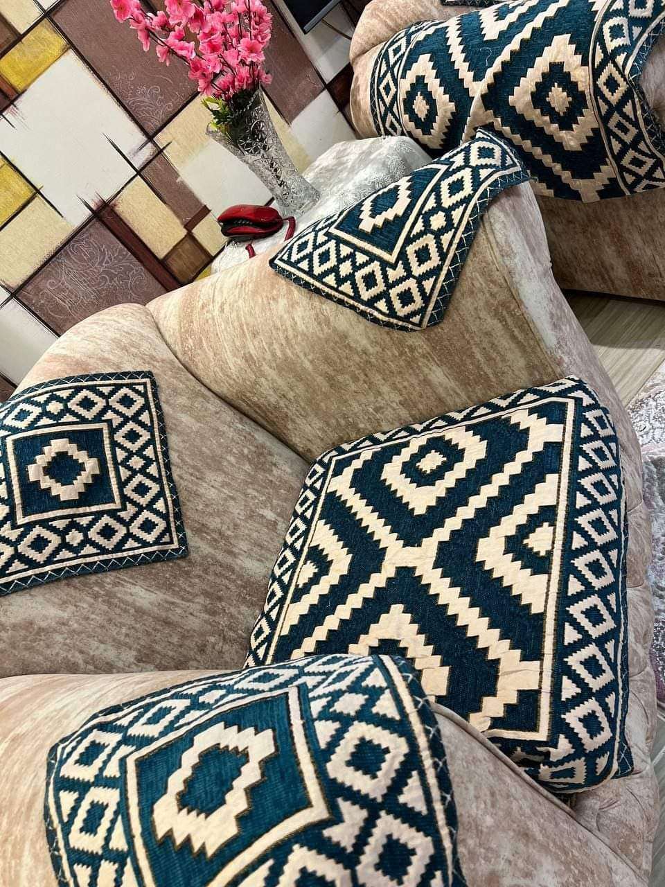 طقم بياضات للانتريه لون جنزاري 10 قطع ومتوفر منه جميع الالوان