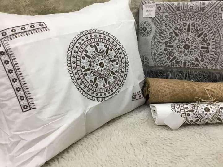 مفروشات قطنيه