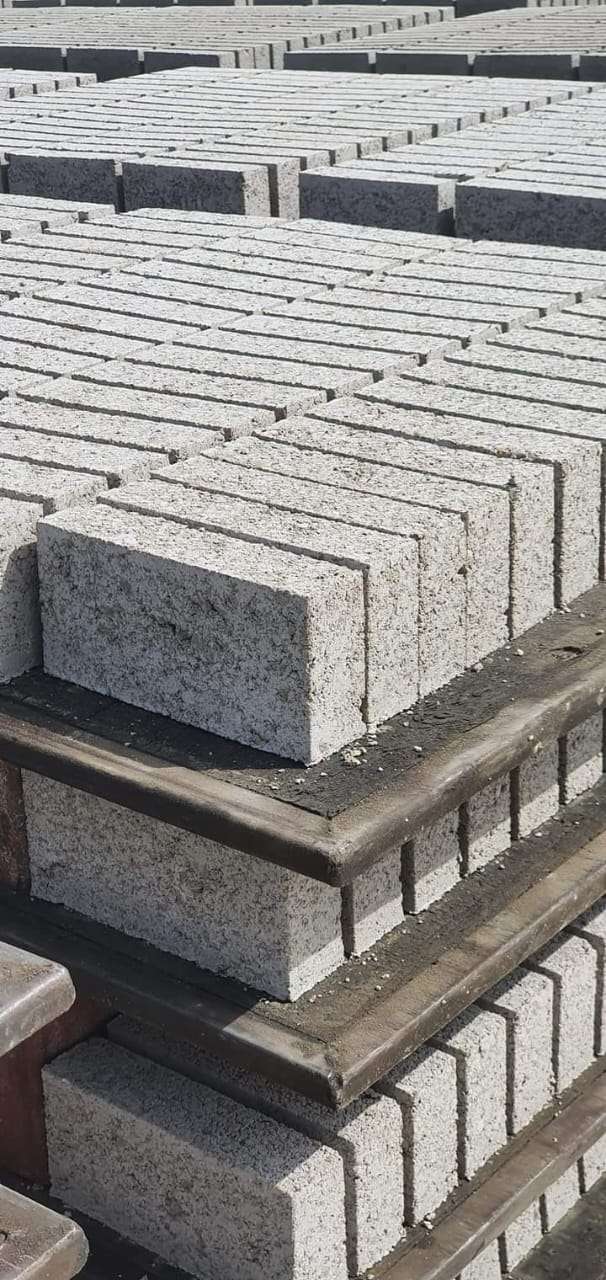 طوب مصمت_اسمنتي ٢٥ سم