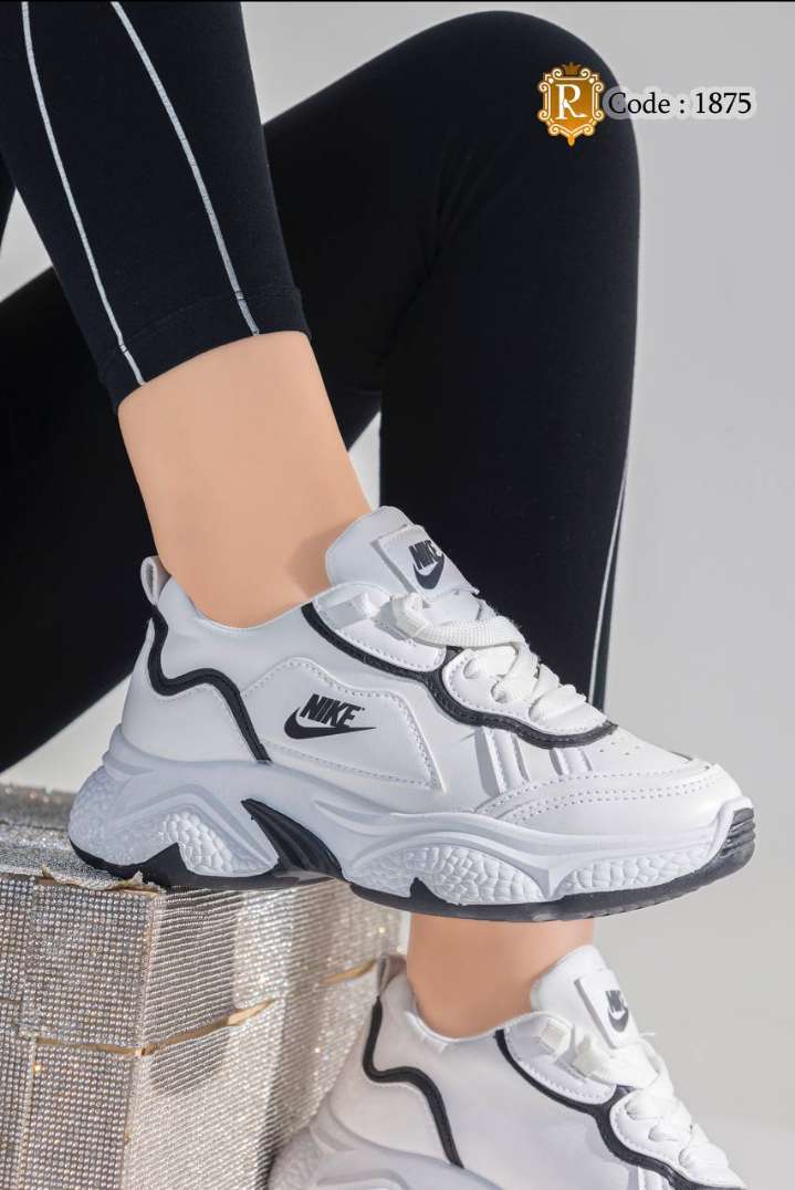 كوتشى Nike الترند
