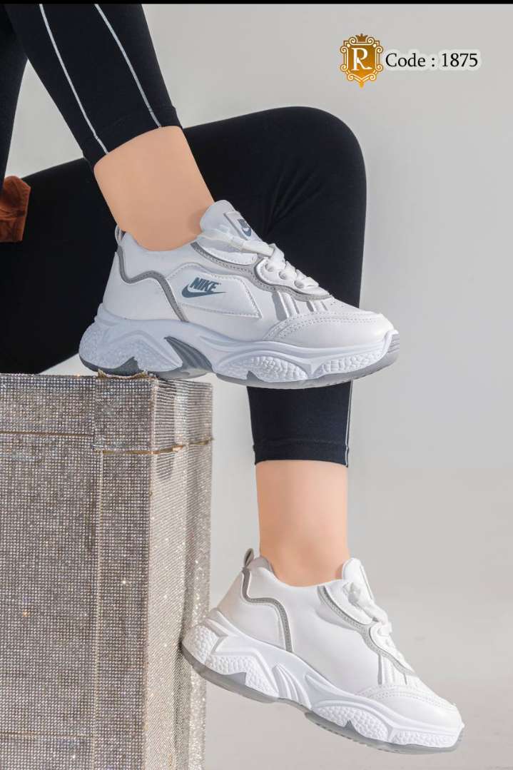 كوتشى Nike الترند