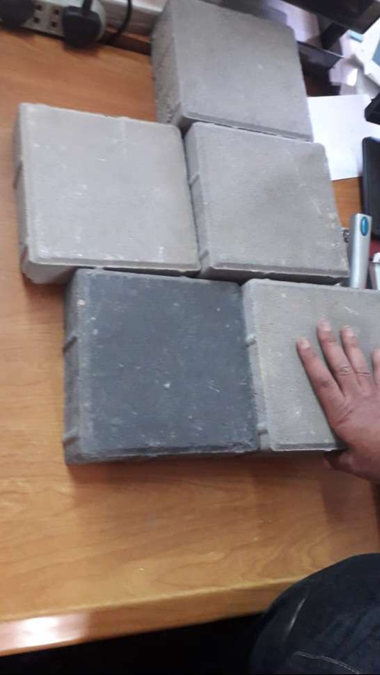 بلاط الأنترلوك خشن ٢٠×٢٠