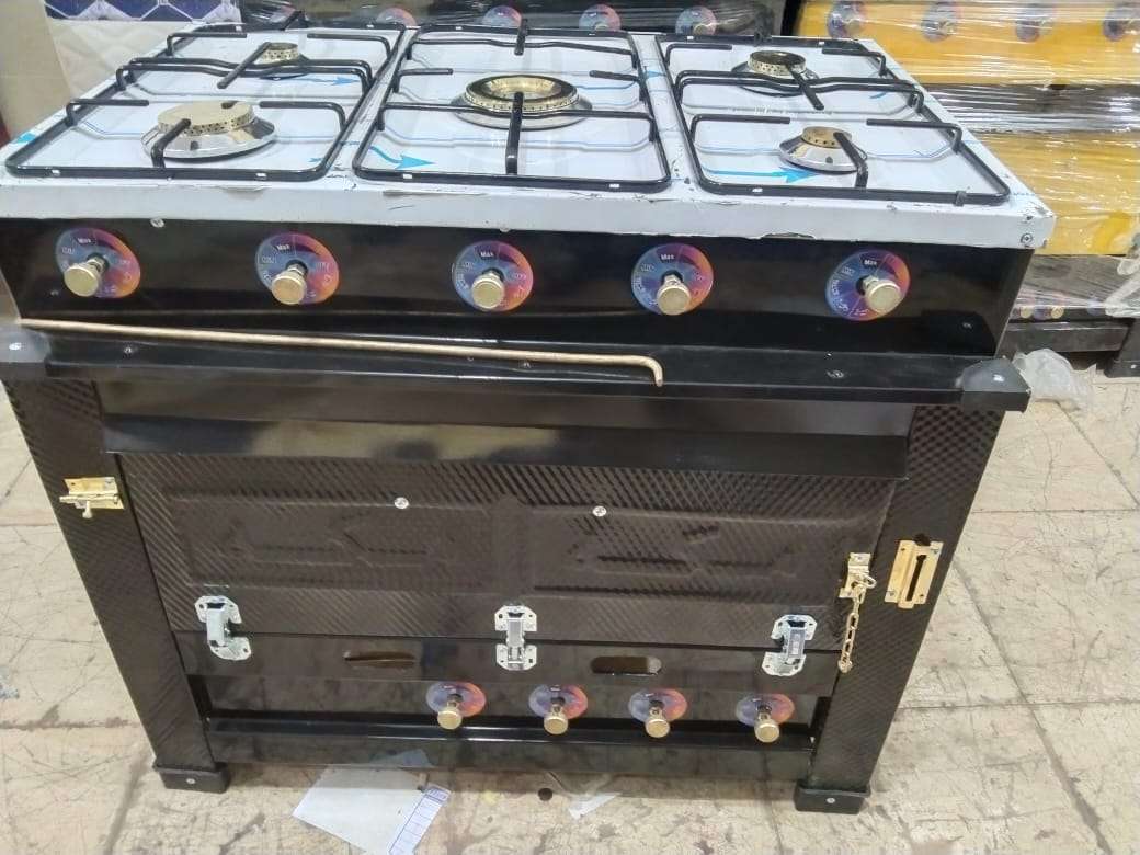 بوتاجازات بفرن خبيزعموله من مصنع مكوش استالس ٥شعلة بشوايه