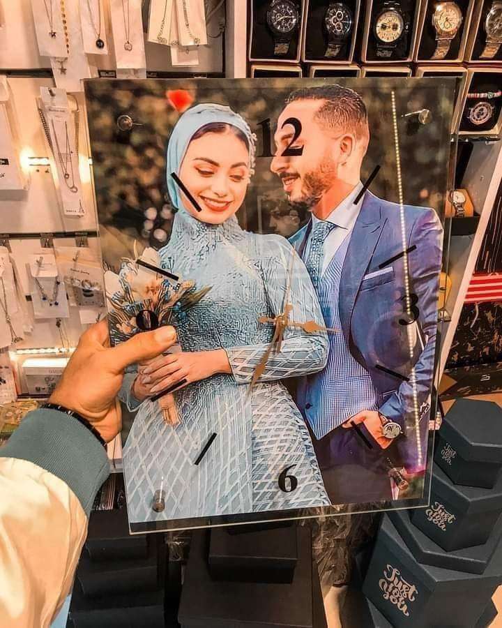 ساعه حائط بالصور