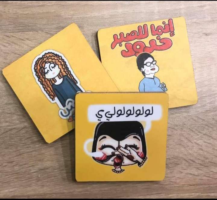 كوستر خشب فنانين