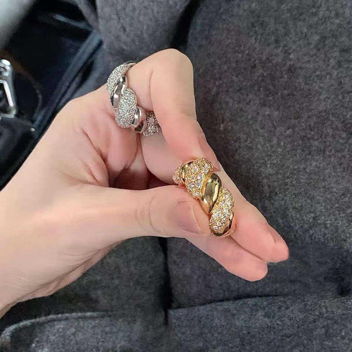 خاتم دهبى و بلاتين بفصوص ميكرو زركون