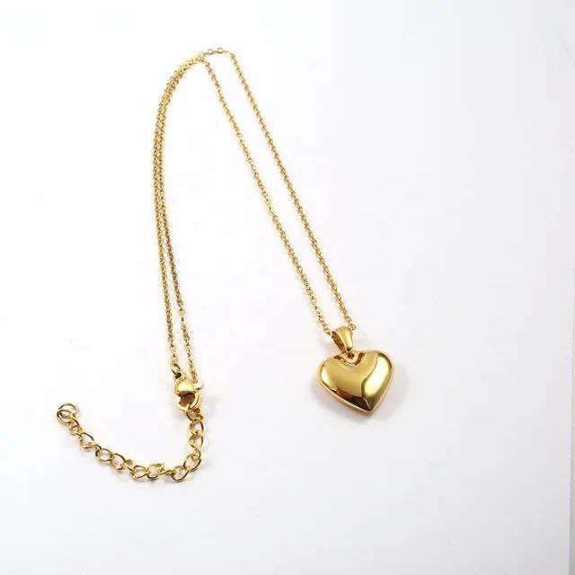 اكسسورات نص طقم القلب الترند الجديد استانلس بيور