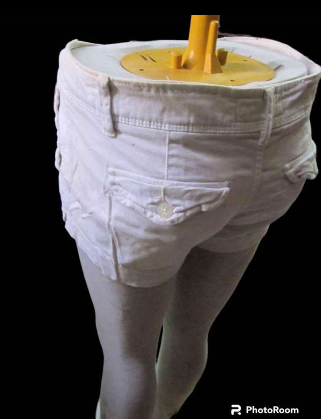 شورت جينز ابيض ملابس باله
