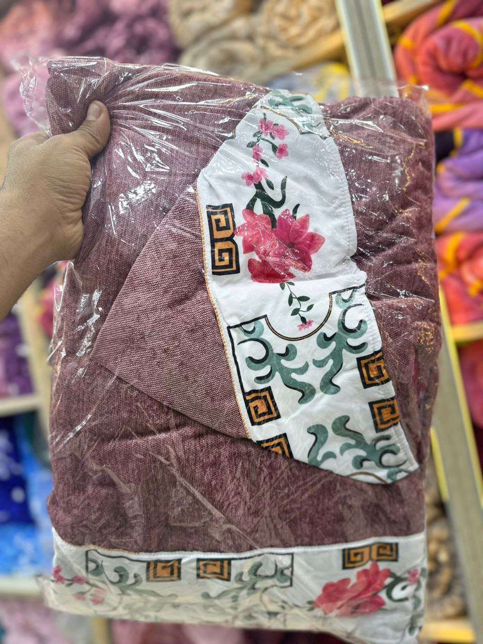 طقم بياضات بكنار