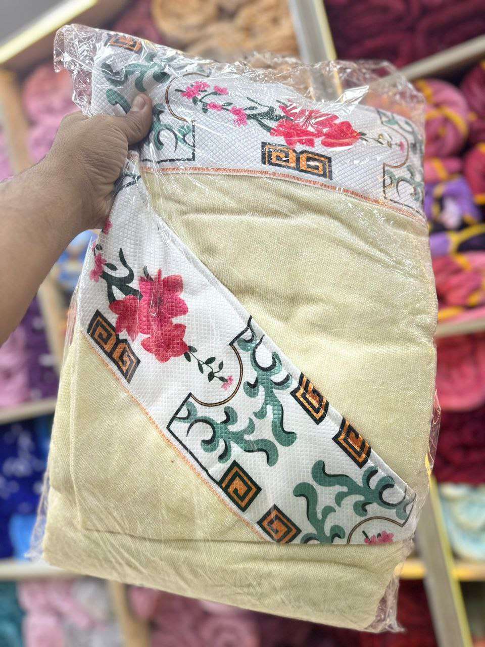 طقم بياضات بكنار