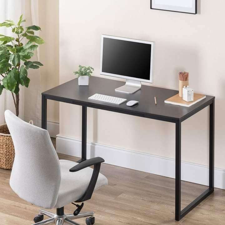 مكتب شاسيه معدن