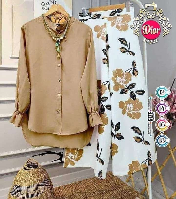 طقم خروج بناتي