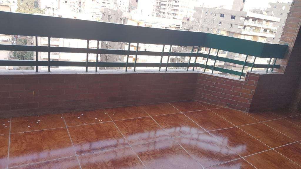 شقه على مكرم الرئيسى مساحه 320
