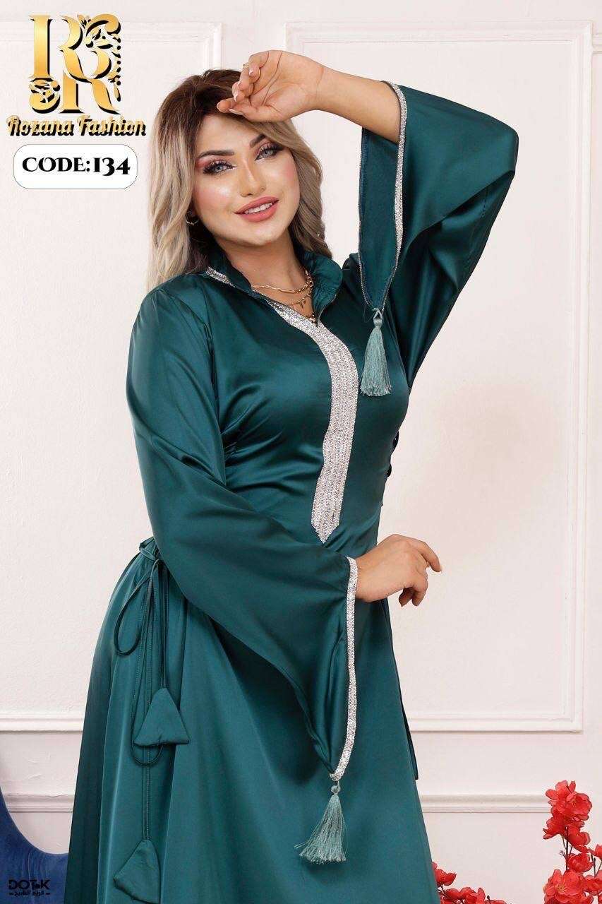فستان ستان