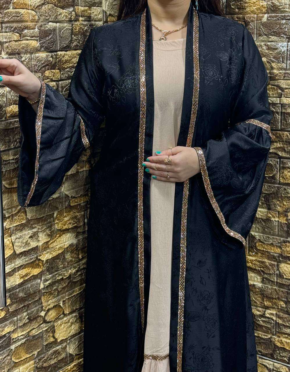 عبايه قطعتين اخر شياكه