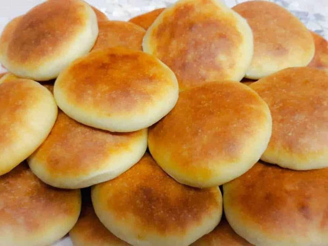قرص طريه باللبن والقشطة