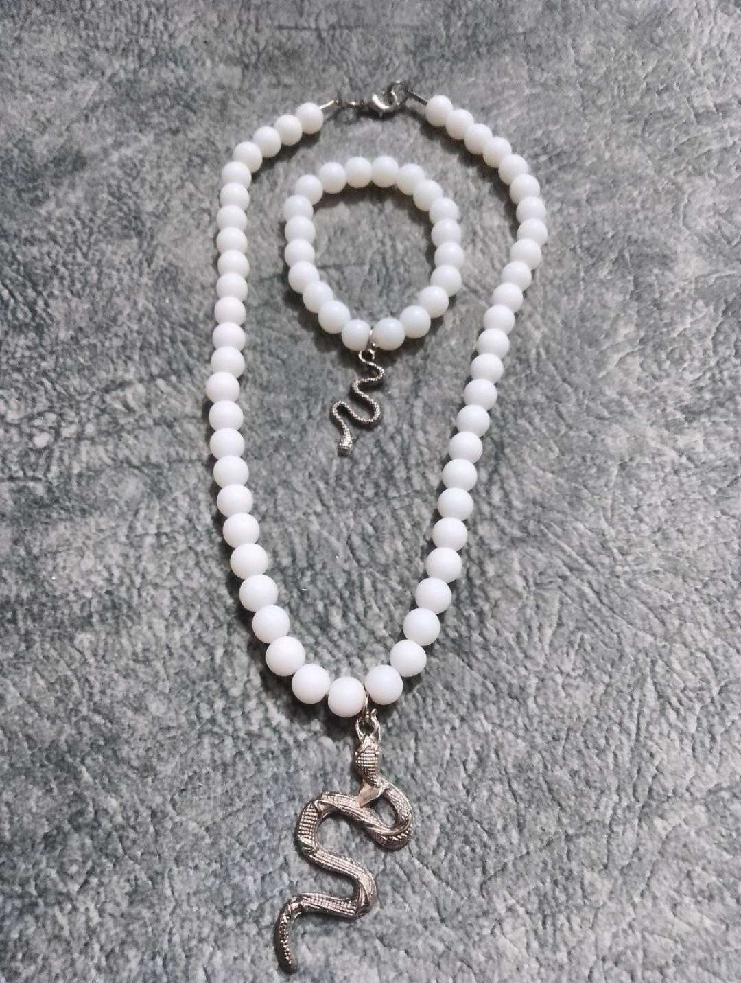 سلسله و انسيال
