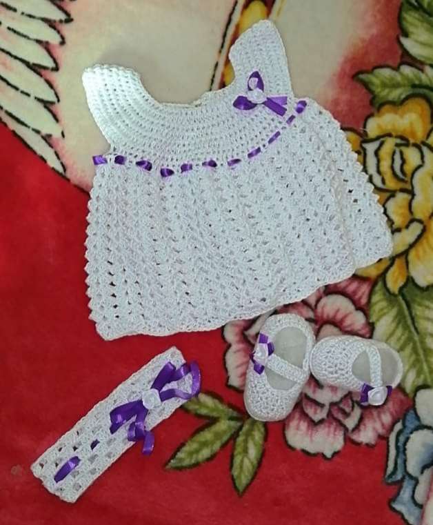 طقم بناتي اطفال