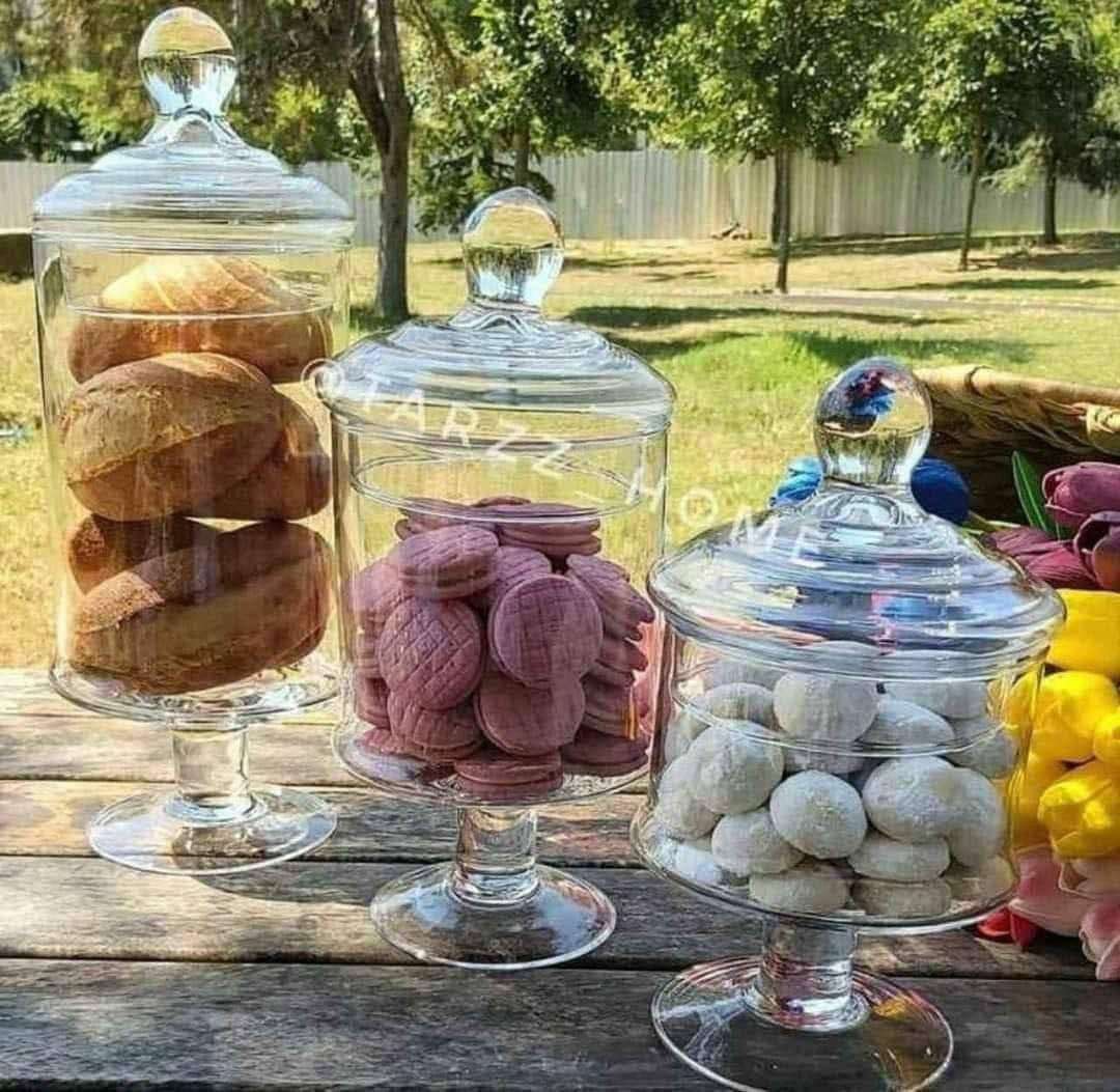 كاندى جار بالغطاء