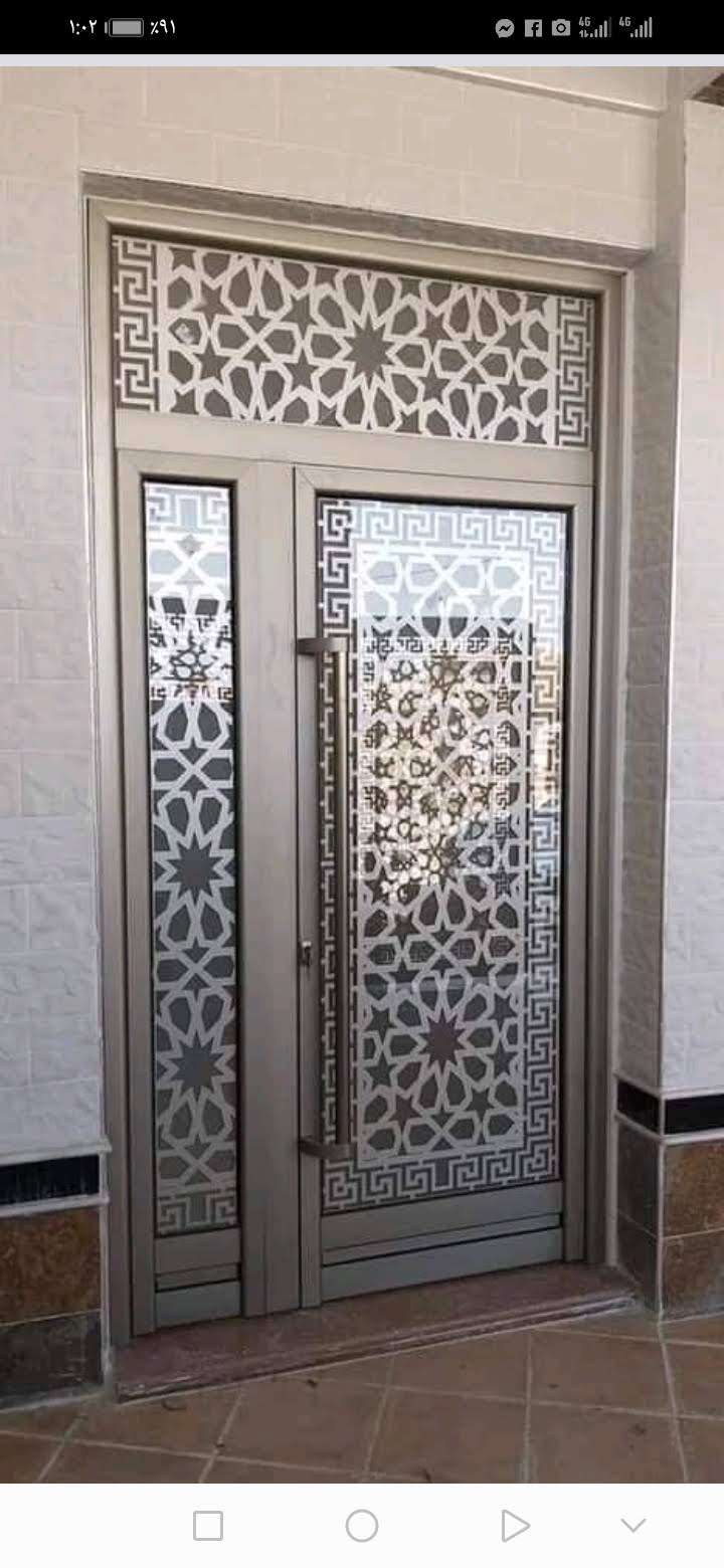باب ليذر مدخل ڤيلا او عمارة او فندق