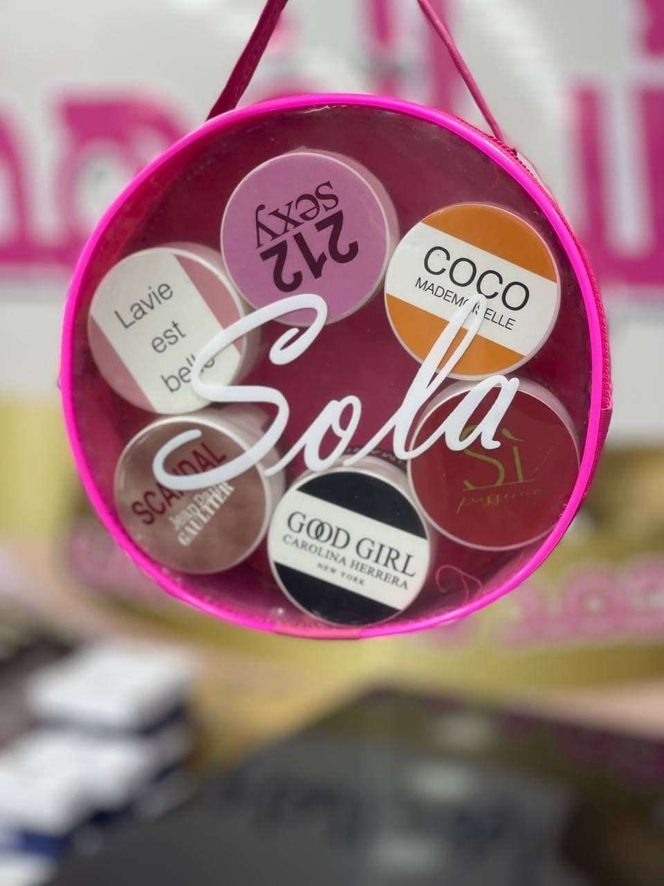 شنطه مخمريه sola  العالمية الشنطه فيها 6 روائح العطور العالميه